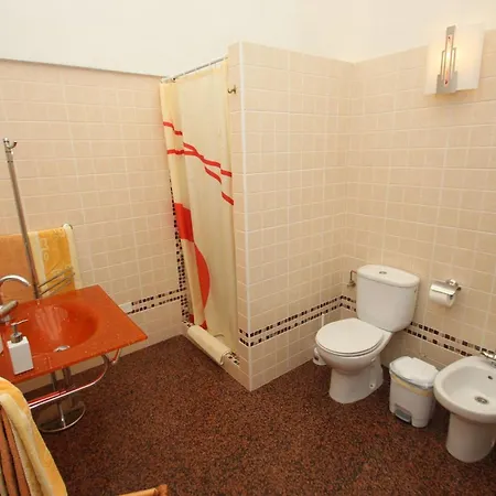 Gut Ausgestattetes Ferienstudio Mit Terrasse Διαμέρισμα