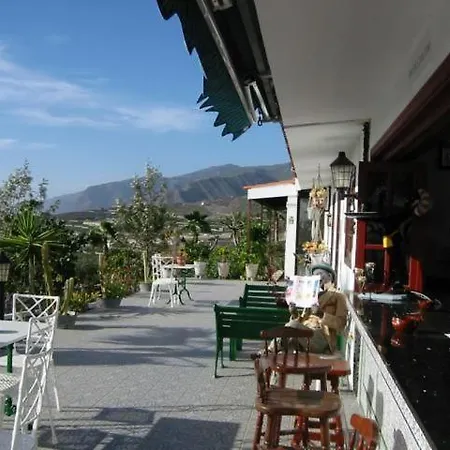 Διαμέρισμα Gut Ausgestattetes Ferienstudio Mit Terrasse